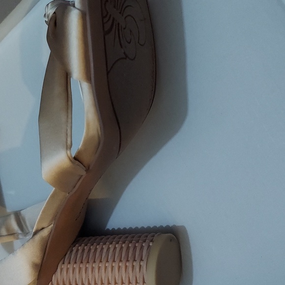 Franco Sarto Shoes Franco Oma Block Heel Dress Sandal (Champagne ) Used Once - Picture 4 of 8